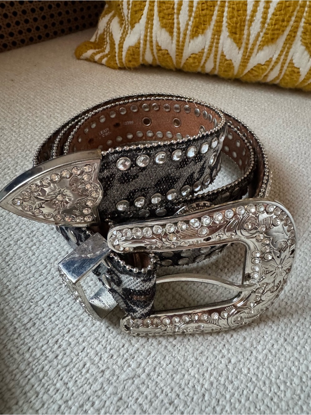 Blazin Roxx Silver Rhinestone Leopard Print Women’s Belt XL